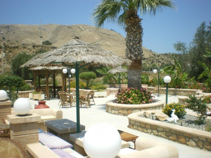 Olive Garden Hotel Lardos Esterno foto